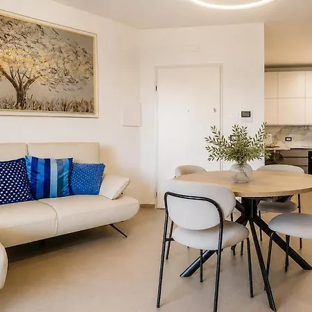 Modern In With Private Parking And Wifi Apartament