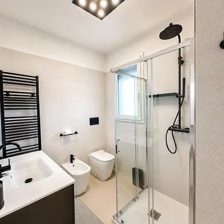 Apartament Modern In With Private Parking And Wifi Lecce